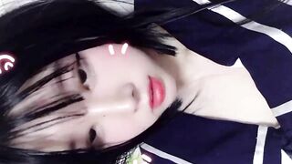 [国产]肌肤超级白皙粉嫩网红美少女，水嫩多汁敏感粉穴潮吹体质